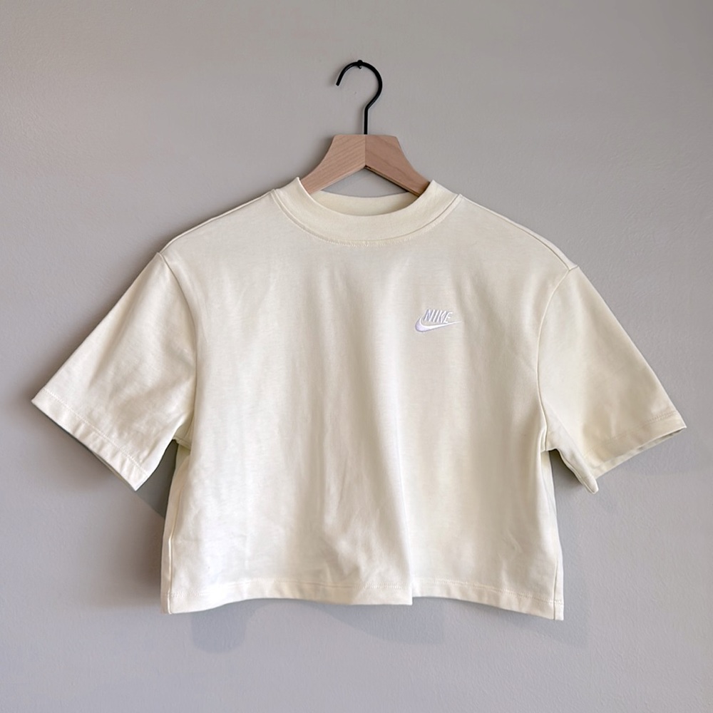 Nike Crop Tee